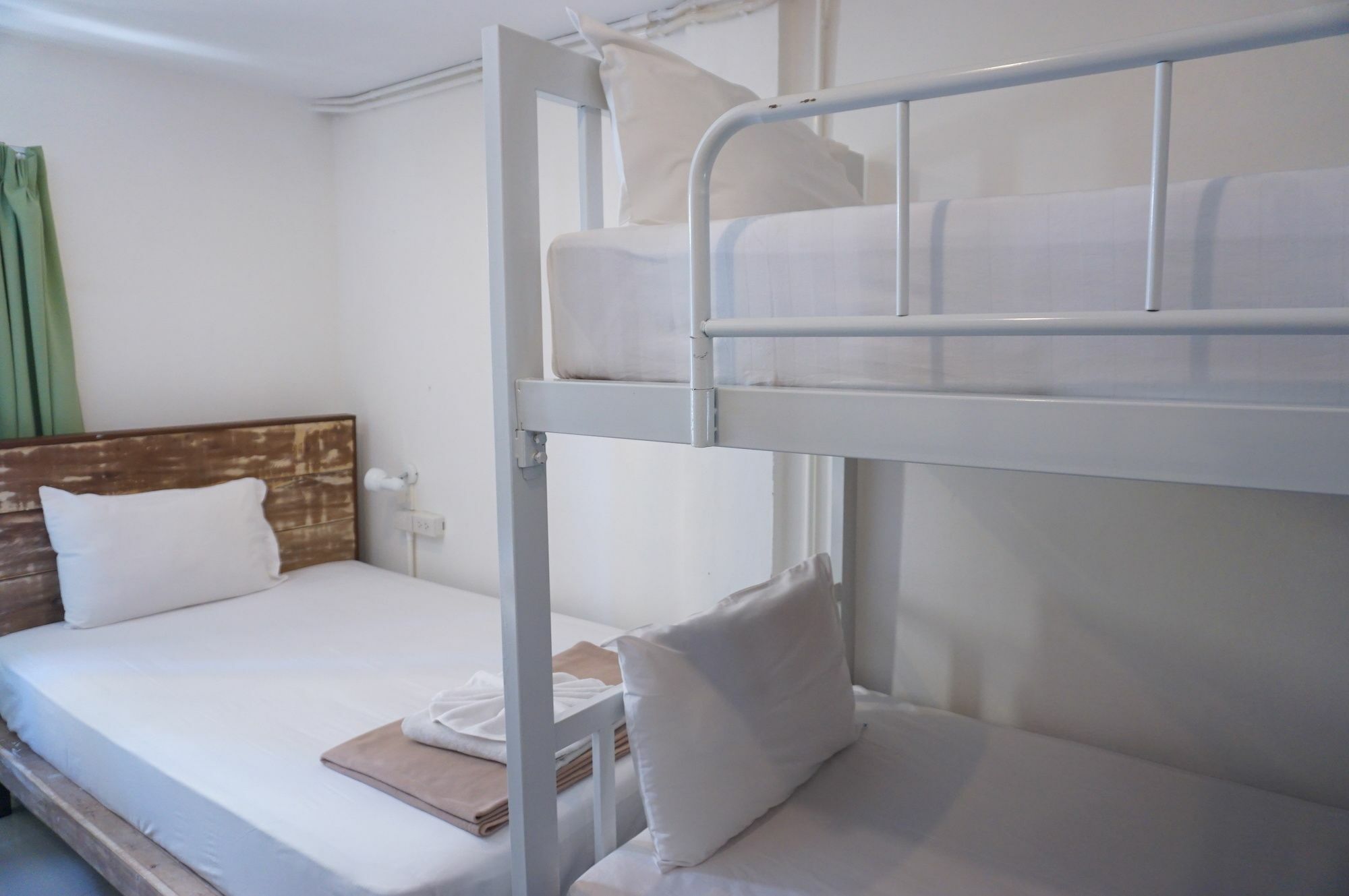 Frog House - Adults Only 2*